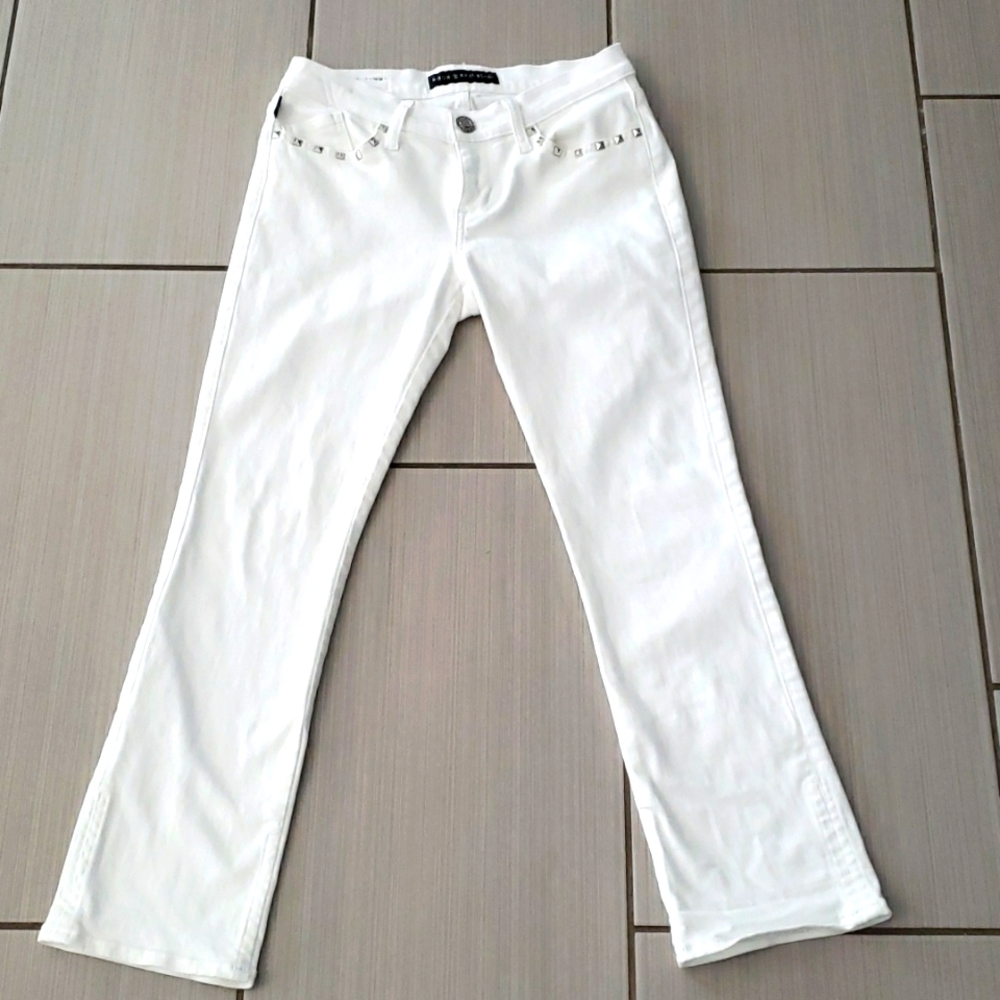 White ankle jeans